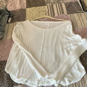 Velvet by Graham & Spencer Textured White Long Sleeve Top